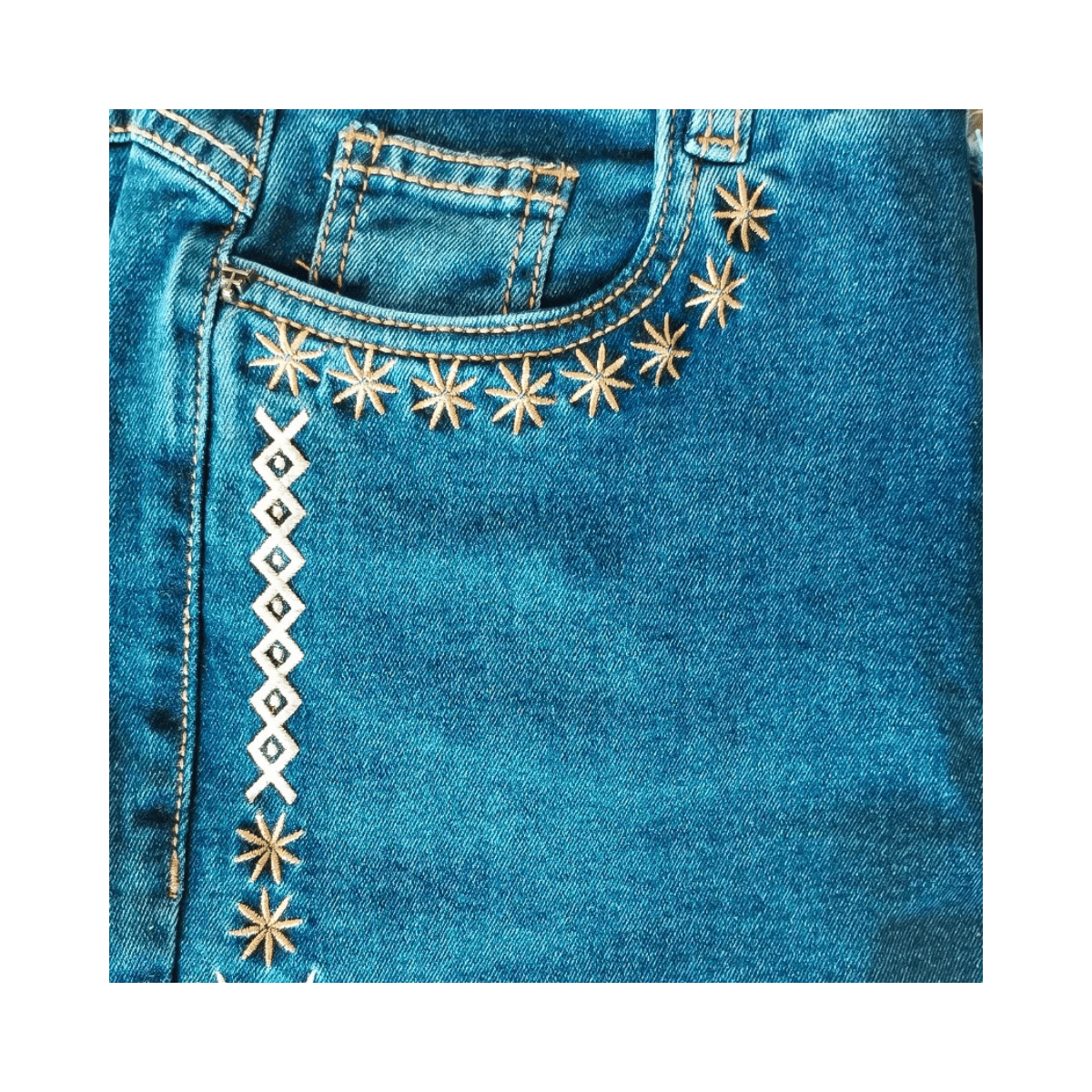 Calça Jeans Bordada Texas Farm Spur